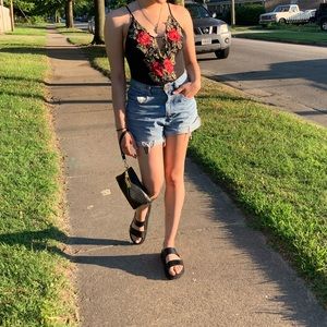 Meet your Posher, Danielle